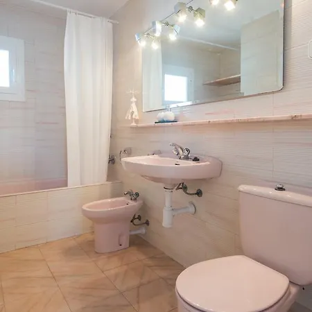 Roca Plana Tvl 33 Apartment Salou